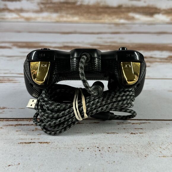 Power A Fusion Controller (1428680-01) Black/Gold Missing Thumbs Pads - Picture 3 of 4